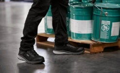 Keen Men's Vista Energy (Carbon-Fiber Toe) | Vapor/Black 11 Keen Men's Vista Energy (Carbon-Fiber Toe) | Vapor/Black -Shoe Boutique Shop 1024584 PDP TopImage