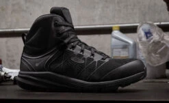 Keen Men's Vista Energy Mid (Carbon-Fiber Toe) | Black/Raven -Shoe Boutique Shop 1024592 PDP TopImage