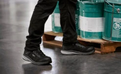 Keen Women's Vista Energy Mid (Carbon-Fiber Toe) | Vapor/Black -Shoe Boutique Shop 1025220 PDP TopImage