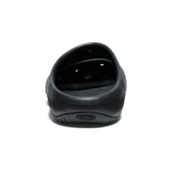 Keen Men's Yogui Clog | Black/Magnet -Shoe Boutique Shop 384ecc253e6fe14096f1e089b0ca2908a1aefa2a