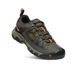 Keen Men's Targhee III Waterproof | Black Olive/Golden Brown -Shoe Boutique Shop 7a7b22cf051843ab60b78e3459eab6c5ce90d956