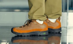 Men's Ouray Hiking Shoe X Hiker's Depot | Toasted Coconut/Keen Maple -Shoe Boutique Shop Lifestyle1Mens