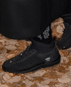 Keen Men's UNEEK High Top X HYKE | Hyke Timberwolf 17 Keen Men's UNEEK High Top X HYKE | Hyke Timberwolf -Shoe Boutique Shop Lifestyle3Mens 1027974