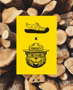 Keen Men's Newport Retro X Smokey Bear | Smokey Bear/Military Olive 16 Keen Men's Newport Retro X Smokey Bear | Smokey Bear/Military Olive -Shoe Boutique Shop M W Newport Smokey Lifestyle Single Left