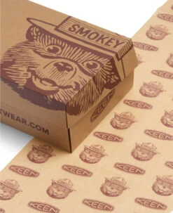 Keen Men's Newport Retro X Smokey Bear | Smokey Bear/Military Olive 17 Keen Men's Newport Retro X Smokey Bear | Smokey Bear/Military Olive -Shoe Boutique Shop M W Newport Smokey Lifestyle Single Right