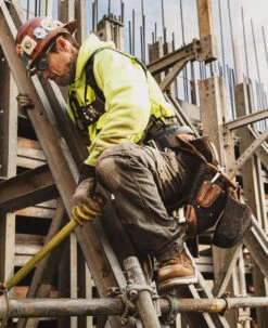 Keen Men's Cincinnati 6" Waterproof Boot (Soft Toe) | Belgian/Sandshell -Shoe Boutique Shop SDD 505 PDP Cincinnati 1023223 Right Image