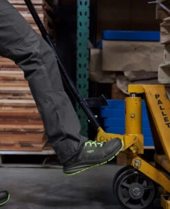 Keen Men's Vista Energy (Carbon-Fiber Toe) | Magnet/Green Glow -Shoe Boutique Shop SDD 554 VistaEnergy 1026886 Left Image