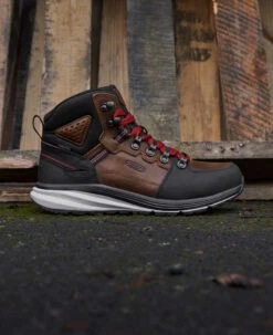 Keen Men's Red Hook Waterproof Boot (Soft Toe) | Tobacco/Black -Shoe Boutique Shop SDD 604 RedHook 1025618 Right Image