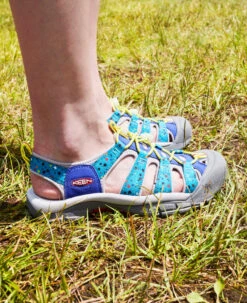 Keen Women's Newport Retro Sandal X Fuji Rock | Fuji Rock Festival -Shoe Boutique Shop WNewportRetroFRLifestylePDPRight