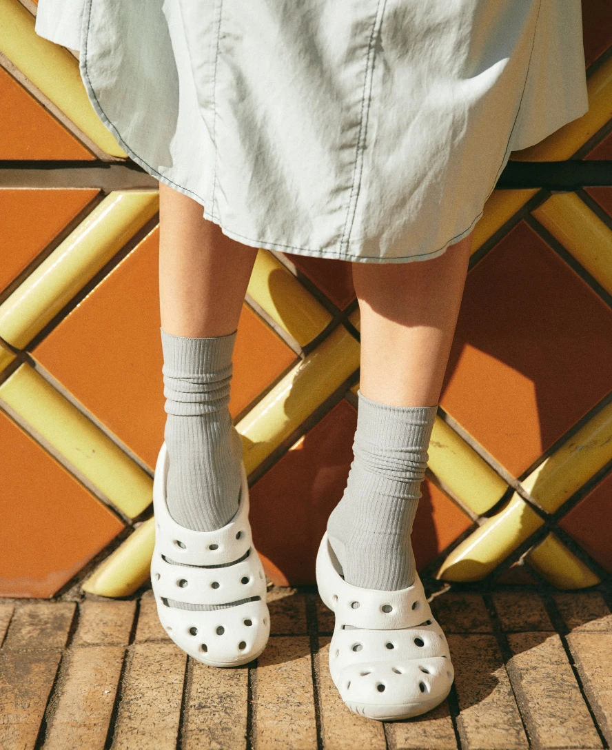 Keen Women's Yogui Clog | Safari/Silver Birch 7 Keen Women's Yogui Clog | Safari/Silver Birch - Image 7