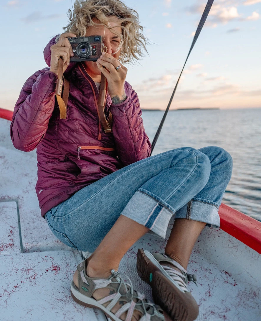 Keen Women's Whisper | Red Dahlia 9 Keen Women's Whisper | Red Dahlia - Image 9